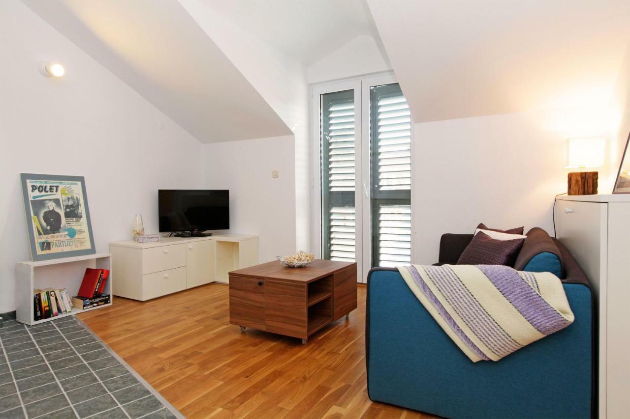 Superb Penthouse Luna Apartment Bol Exterior photo